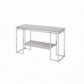 Consola table