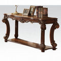 Consola table