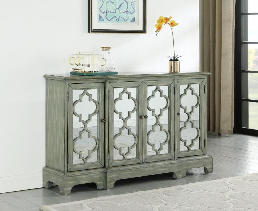 Accent cabinet