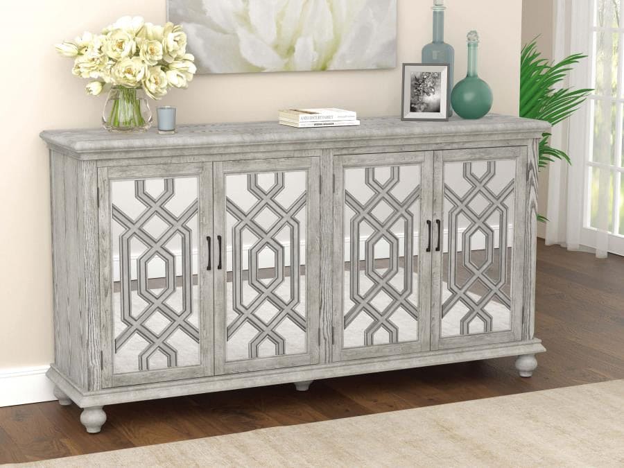 Accent cabinet