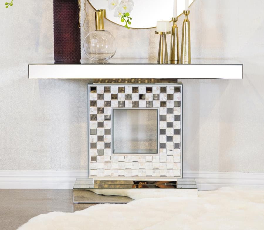 Consola table