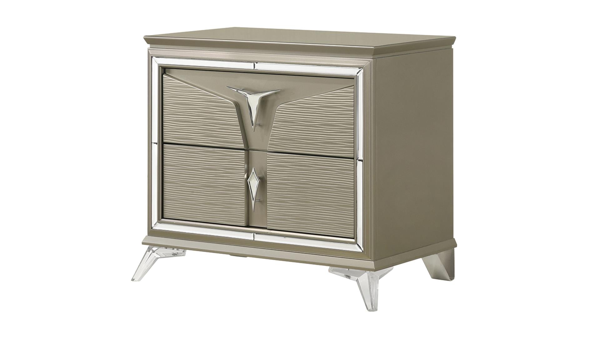 BEDROOM SET
