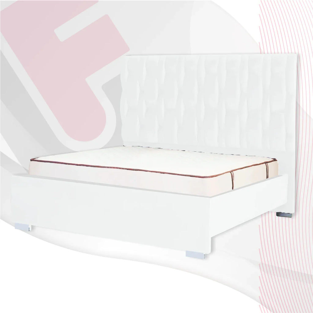 Queen or King bed